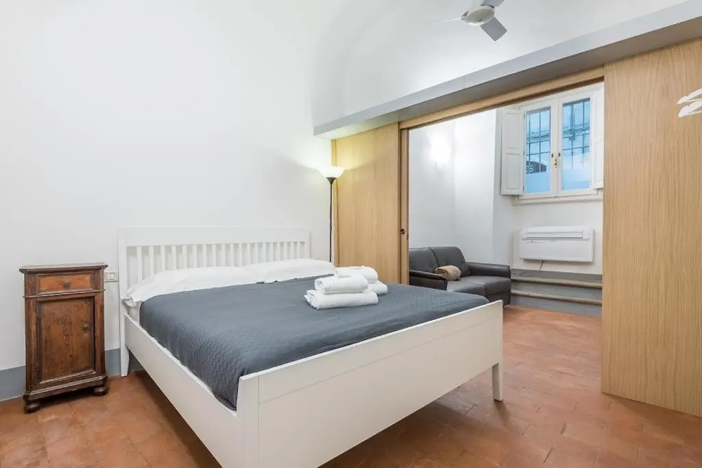 Апартаменты La Casa Di Ugo-A Due Passi Dal Duomo Флоренция
