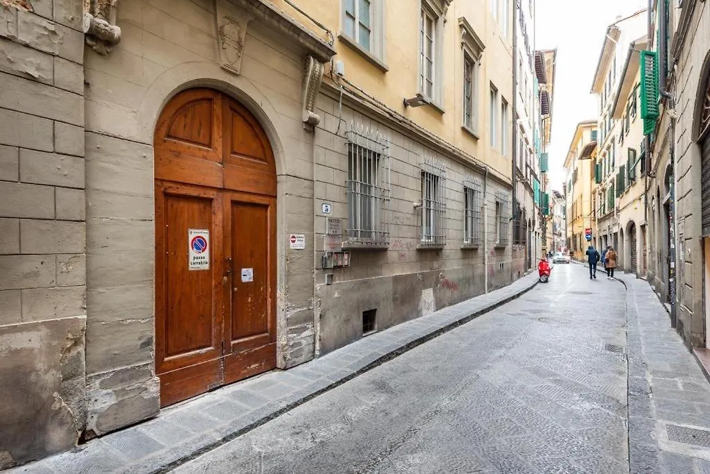 Апартаменты La Casa Di Ugo-A Due Passi Dal Duomo Флоренция